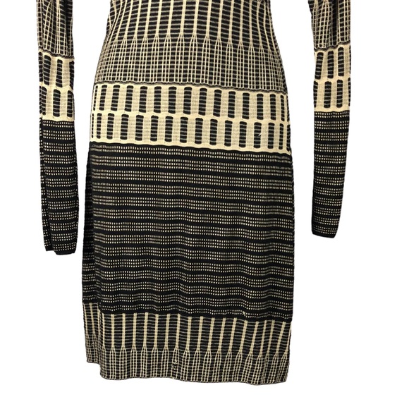 Women's Max Studio Multi Patterned Textured Black and Beige Dress. Size Medium. - Picture 5 of 13